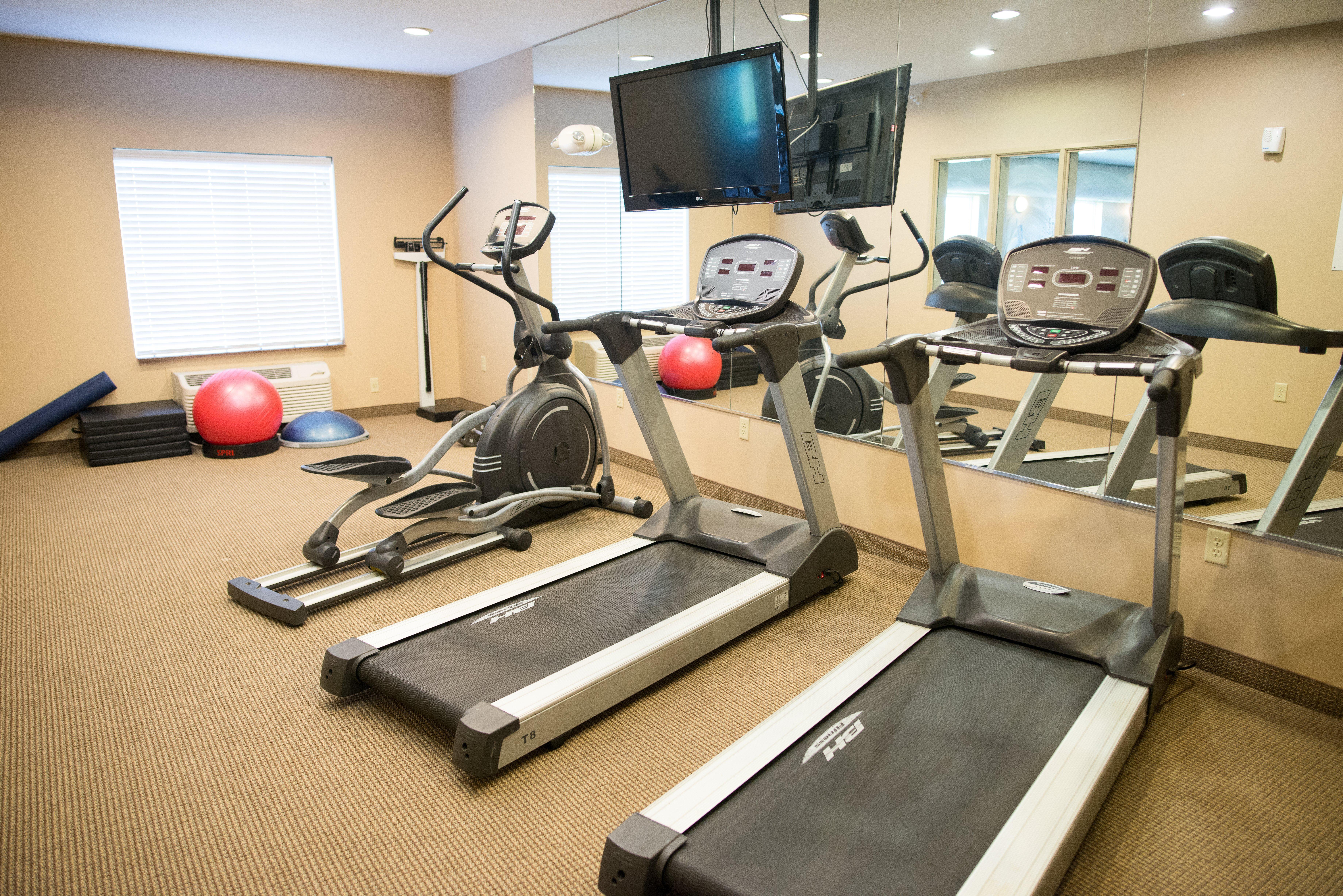 Holiday Inn Express & Suites Northwood By Ihg Silver Lake Eksteriør bilde