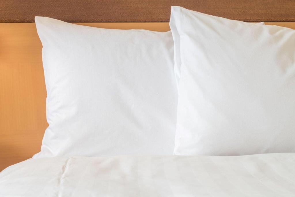 Holiday Inn Express & Suites Northwood By Ihg Silver Lake Eksteriør bilde
